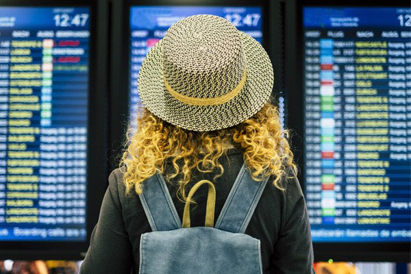 girl at phoenix airport